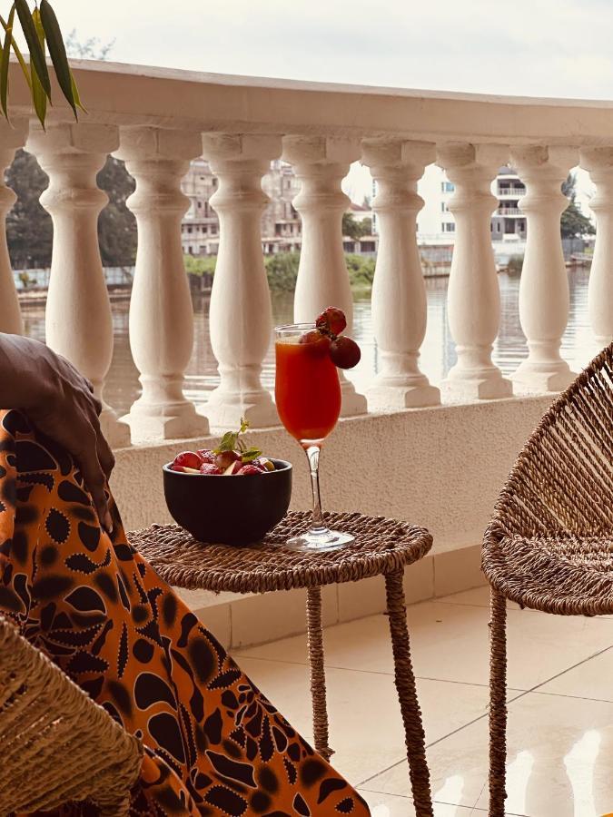 Guided Hospitality - Luxury Accommodations Lagos Exteriör bild