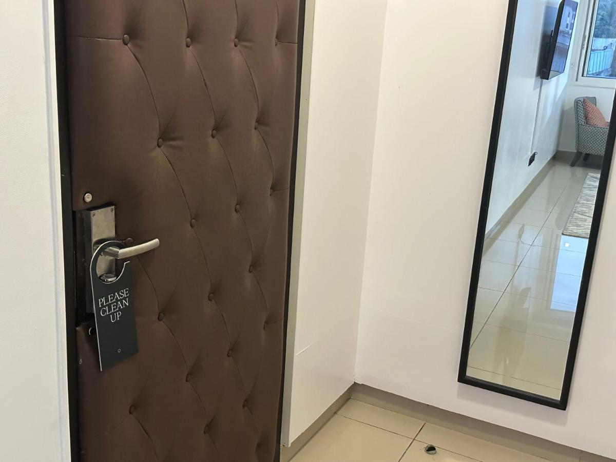 Guided Hospitality - Luxury Accommodations Lagos Exteriör bild