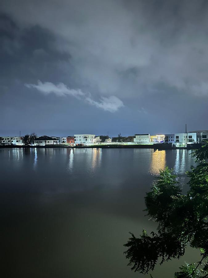 Guided Hospitality - Luxury Accommodations Lagos Exteriör bild