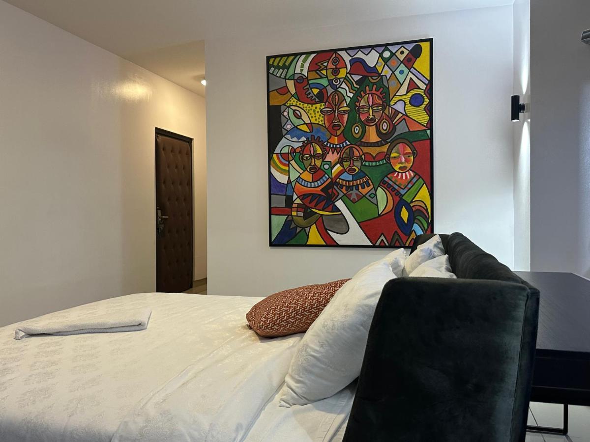 Guided Hospitality - Luxury Accommodations Lagos Exteriör bild