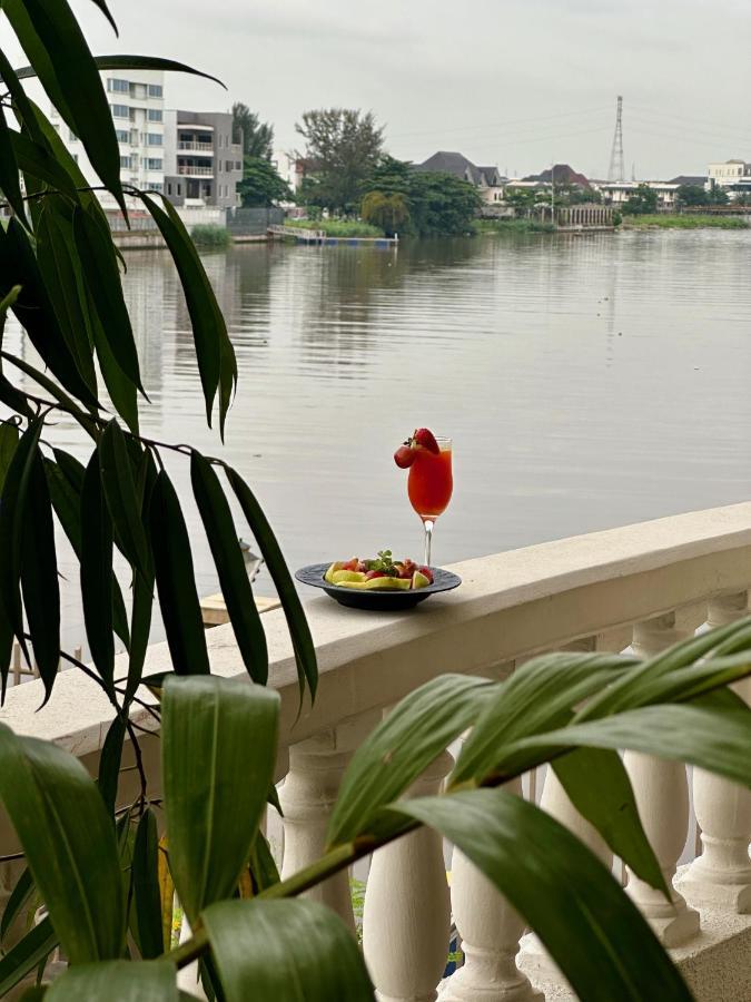 Guided Hospitality - Luxury Accommodations Lagos Exteriör bild