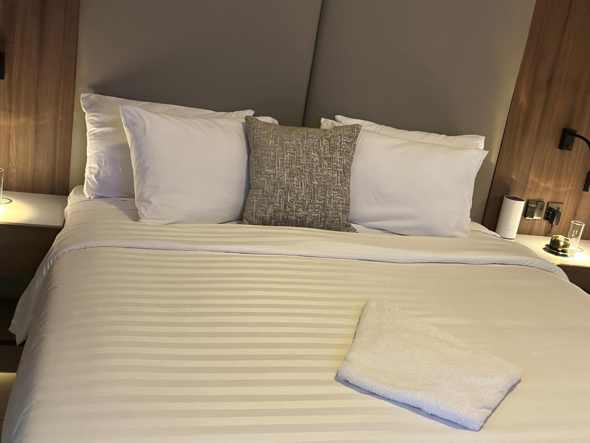 Guided Hospitality - Luxury Accommodations Lagos Exteriör bild
