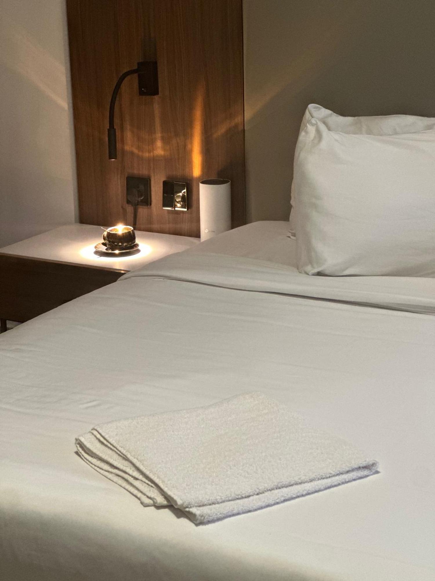 Guided Hospitality - Luxury Accommodations Lagos Exteriör bild